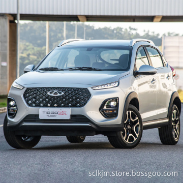 La fabbrica cinese vende direttamente veicoli a combustibile urbano della serie 3x Chery Ruihu 3x con spostamento da 1,5 litri, una SMA a 5 porte a 5 posti